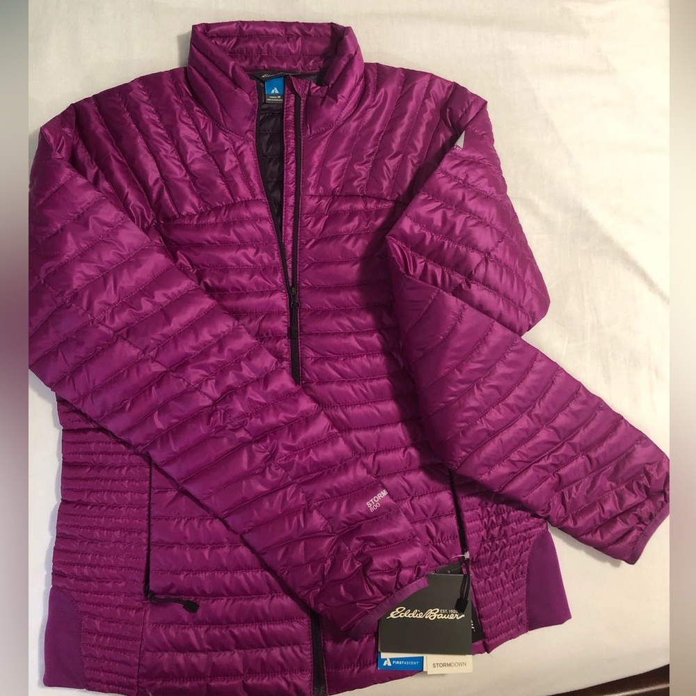 Eddie Bauer. Magenta. Light puffer jacket. Women. NWT